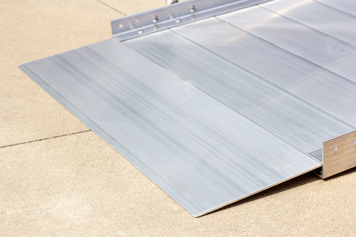 250730_B5179 – Medium